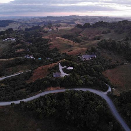 Rock Retreat B&B Farmstay Waitomo Caves Bagian luar foto